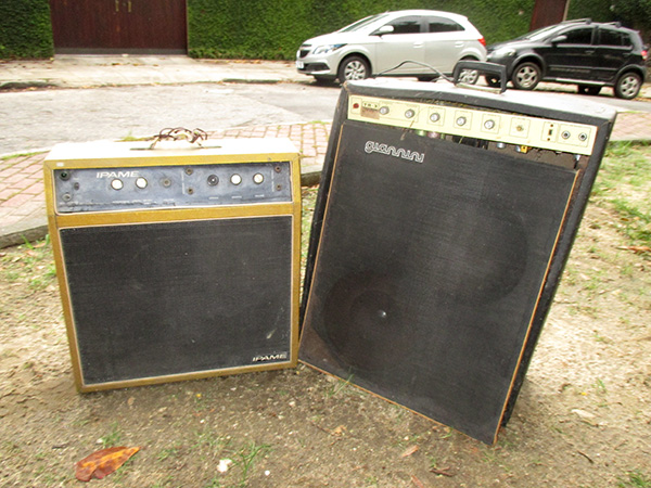 Paulo Malária's amplifiers Ipame
                                and Giannini